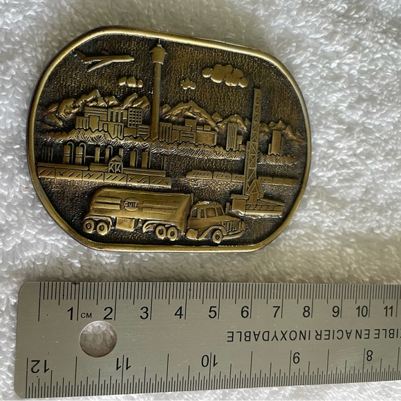 GULF Canada Vintage Belt Buckle - Picture 4 of 4